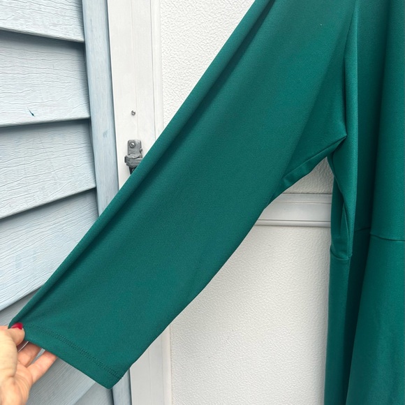 Susan Graver Liquid Knit Top 4X Asymmetrical Hem Kelly Green Button Front Tunic - Picture 4 of 11